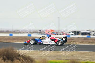 media/Jan-26-2025-CalClub SCCA (Sun) [[cfcea7df88]]/Group 2/Race/